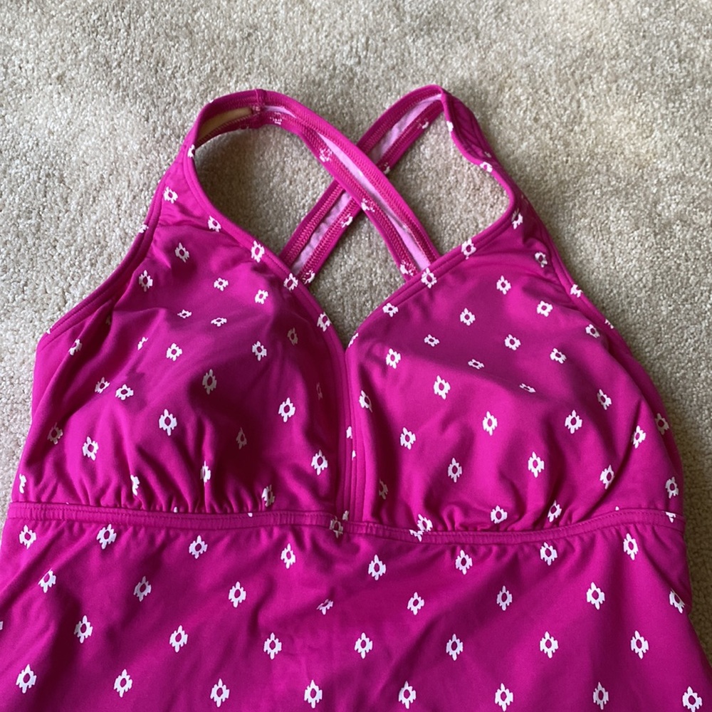 Lands’ End Tankini Top - Picture 3 of 6